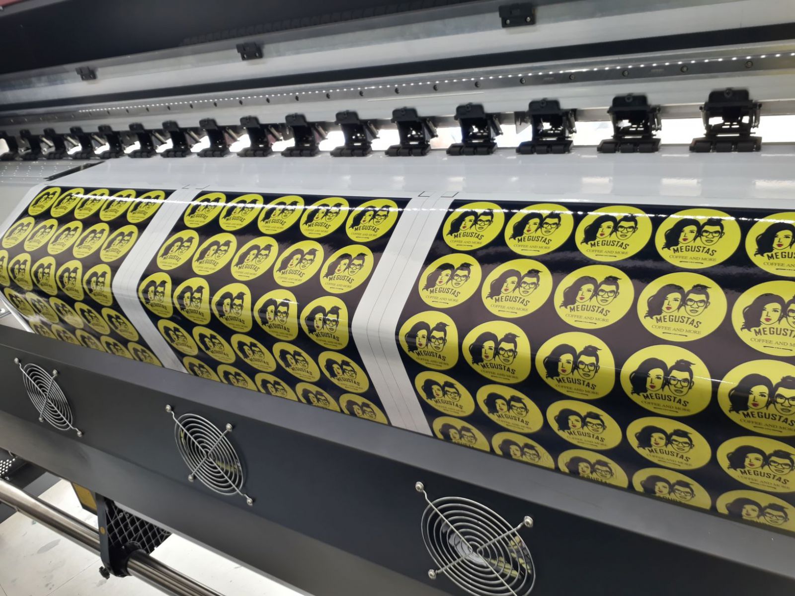 Lợi ích của dịch vụ in tem nhãn in kỹ thuật số