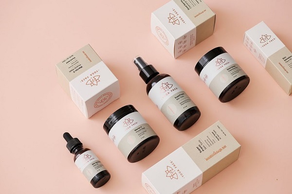 In tem nhãn mỹ phẩm qua những hình thức nào?