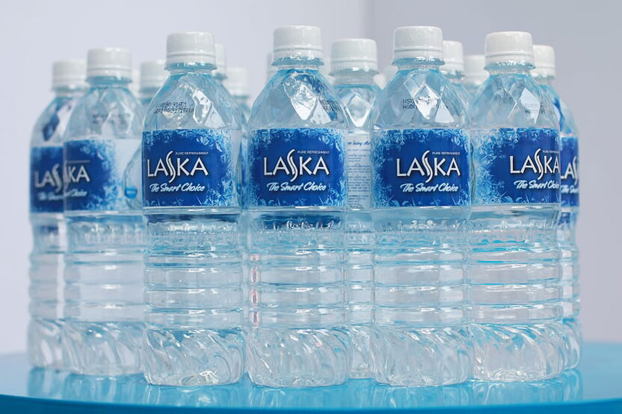 Đặc điểm của dịch vụ in nhãn nước đóng chai tại Thuận An